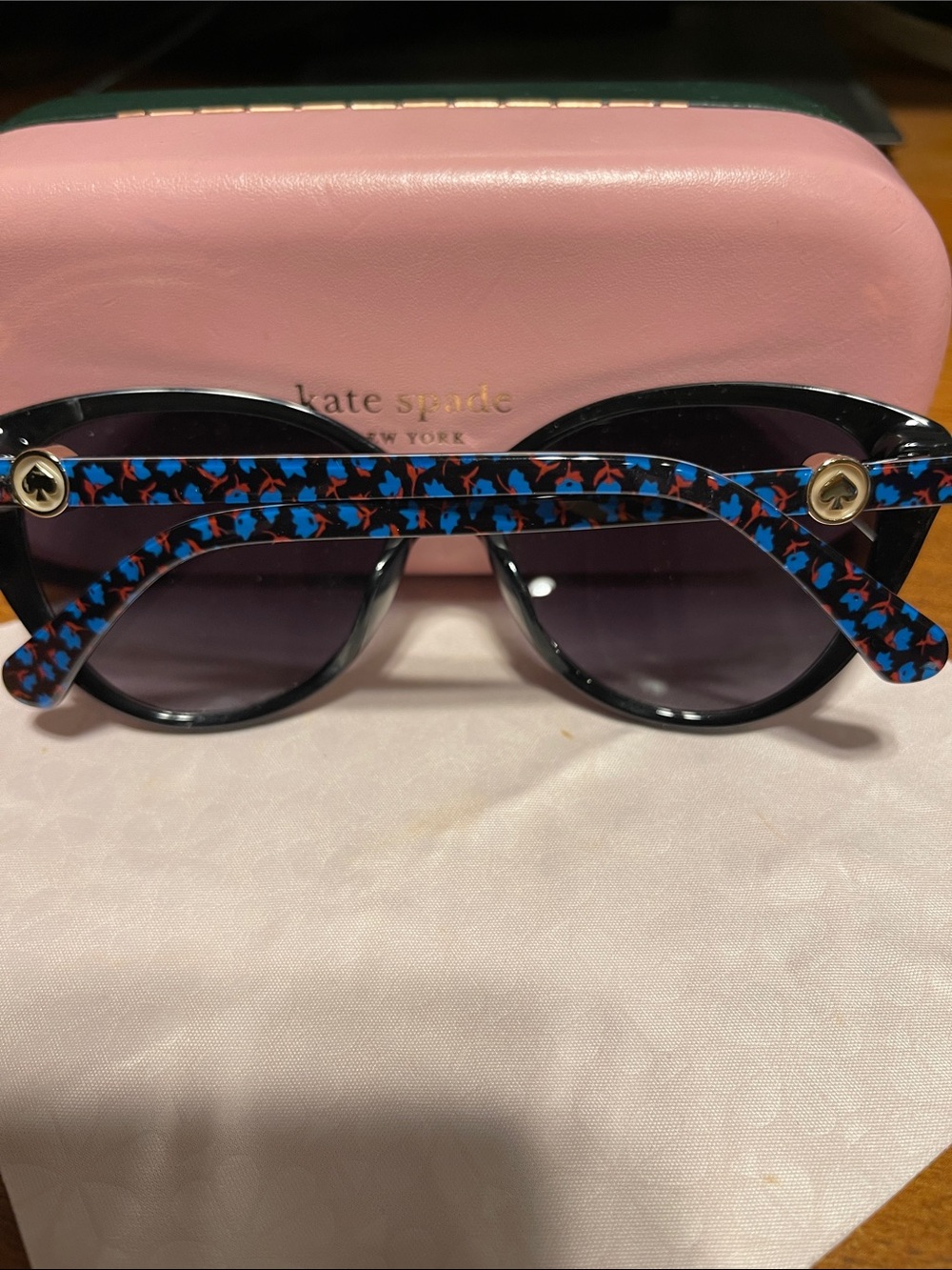 kate spade Black Sunglasses with Blue & Red Patterned Arms